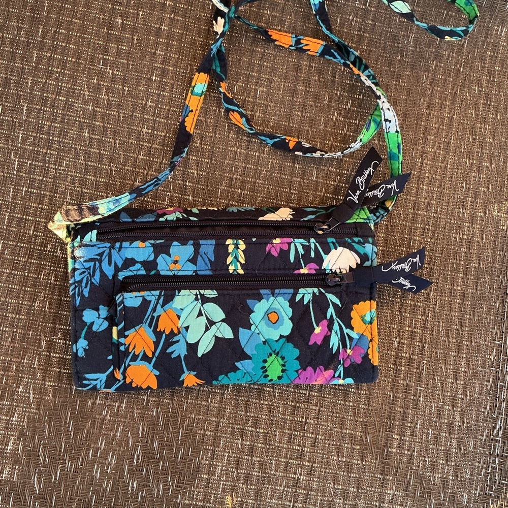 Vera Bradley Midnight Blues Smartphone Wallet Crossbody Bag - Picture 2 of 3
